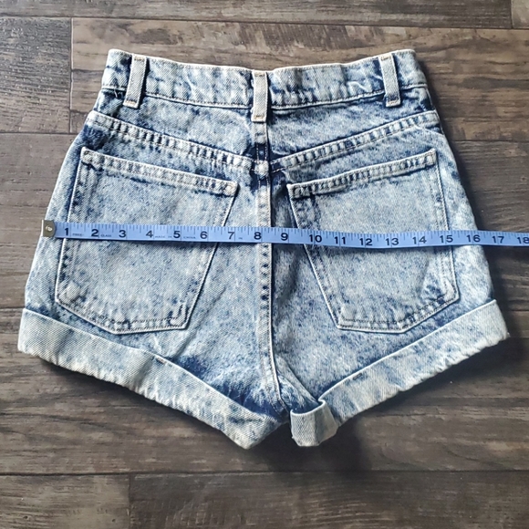 American Apparel Acid Wash High Waist Cuff Shorts - Picture 14 of 14